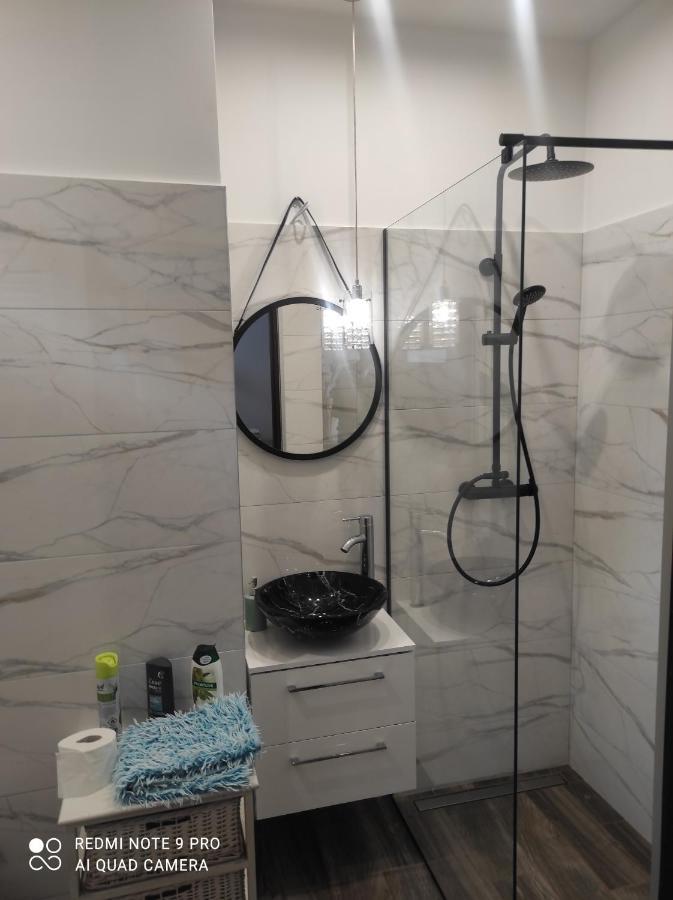 Apartamenty Centrum Wałbrzych Buitenkant foto